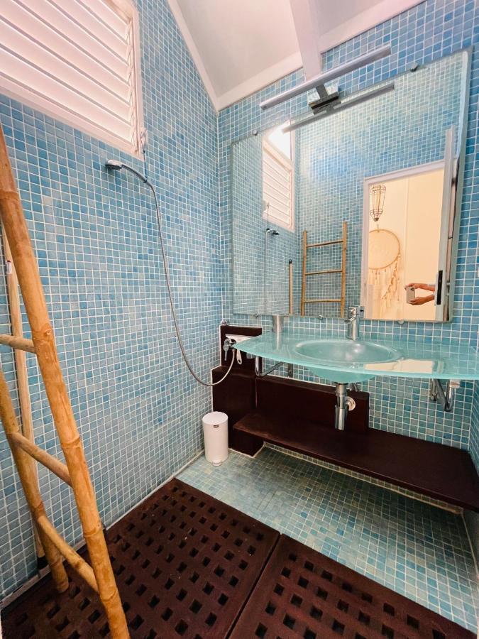 Blue Lagoon, Cottage Les Pieds Dans L Eau Terre-De-Haut Eksteriør billede